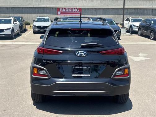 2021 Hyundai KONA SEL