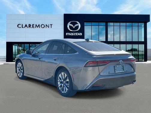 2022 Toyota Mirai Base