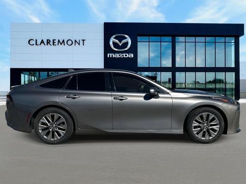 2022 Toyota Mirai Base