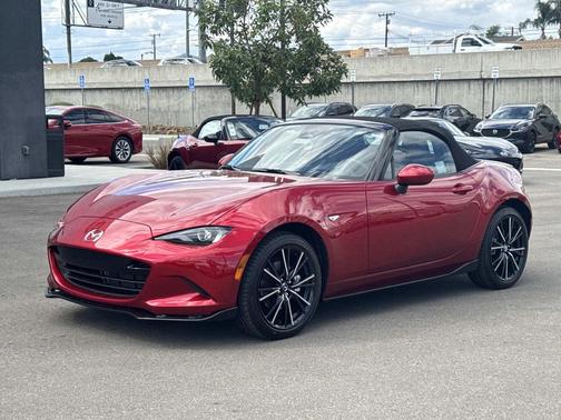 2025 Mazda MX-5 Miata Grand Touring