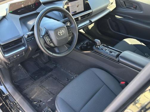 2024 Toyota Prius LE