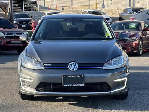 2019 Volkswagen e-Golf SE