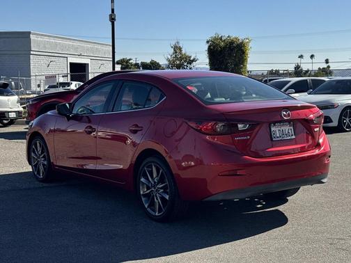 2018 Mazda Mazda3 Touring