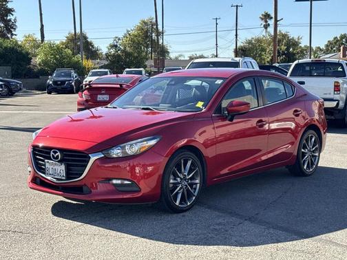 2018 Mazda Mazda3 Touring
