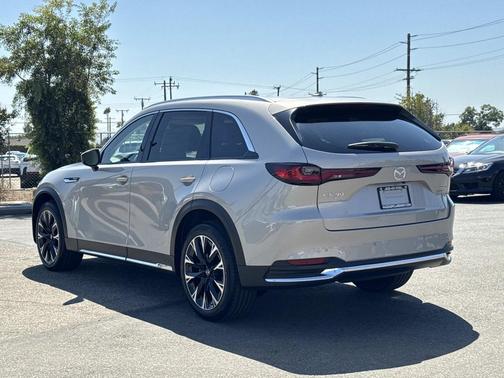 2025 Mazda CX-90 PHEV Premium Plus