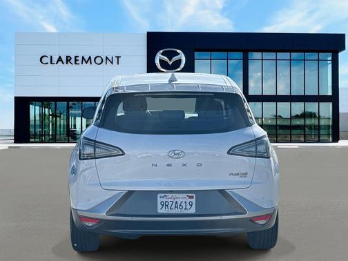 2022 Hyundai NEXO Blue