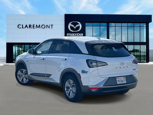 2022 Hyundai NEXO Blue