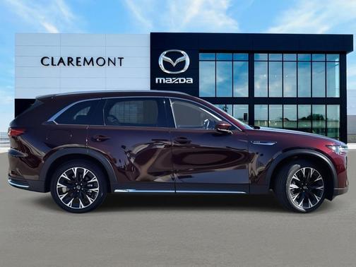 2024 Mazda CX-90 PHEV Premium Plus