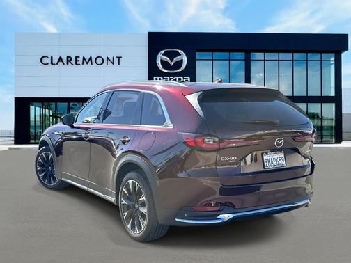 2024 Mazda CX-90 PHEV Premium Plus