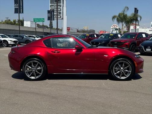 2023 Mazda MX-5 Miata RF Grand Touring