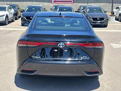 2022 Toyota Mirai Base