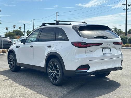 2025 Mazda CX-70 PHEV Premium Package
