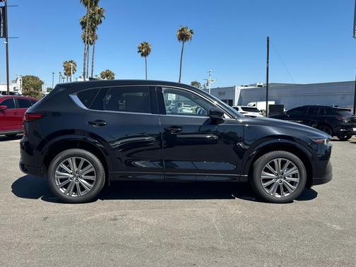 2025 Mazda CX-5 Signature