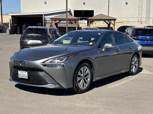2021 Toyota Mirai Base