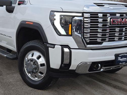 2024 GMC Sierra 3500 Denali