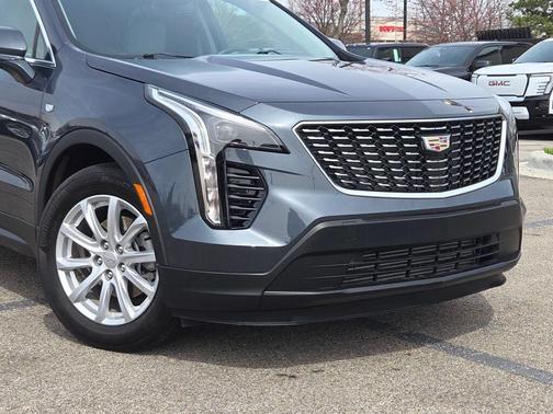 Shadow Metallic 2021 Cadillac XT4 Luxury