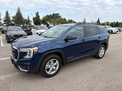 Marine Metallic 2023 GMC Terrain SLE