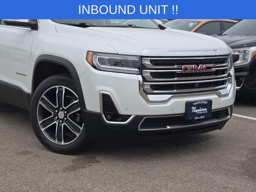 White Frost Tricoat 2023 GMC Acadia FWD SLT