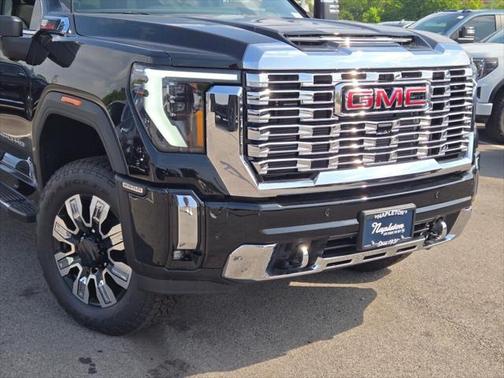 2025 GMC Sierra 2500 Denali