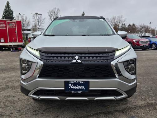 2023 Mitsubishi Eclipse Cross SE