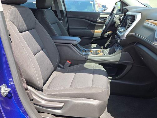 Ultra Blue Metallic 2023 GMC Acadia FWD SLE
