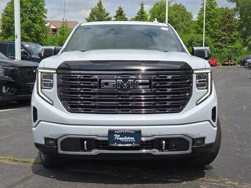 Glacier White Tricoat 2026 GMC Sierra 1500 Denali Ultimate
