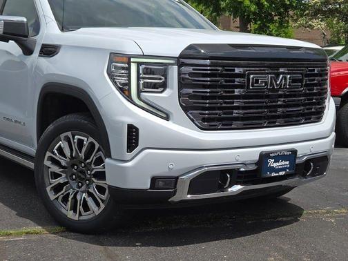 Glacier White Tricoat 2026 GMC Sierra 1500 Denali Ultimate