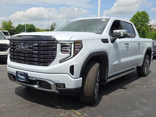 Glacier White Tricoat 2026 GMC Sierra 1500 Denali Ultimate