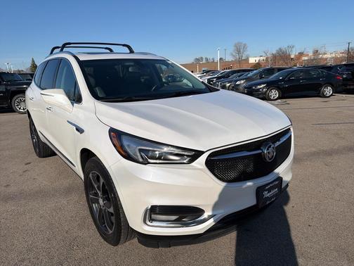 2020 Buick Enclave FWD Essence