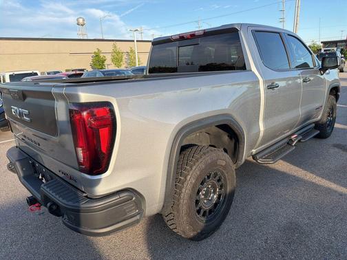Sterling Metallic 2024 GMC Sierra 1500 AT4X