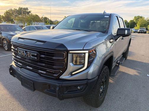 Sterling Metallic 2024 GMC Sierra 1500 AT4X