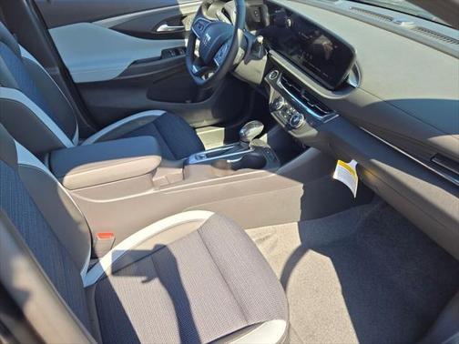2025 Buick Envista Preferred FWD