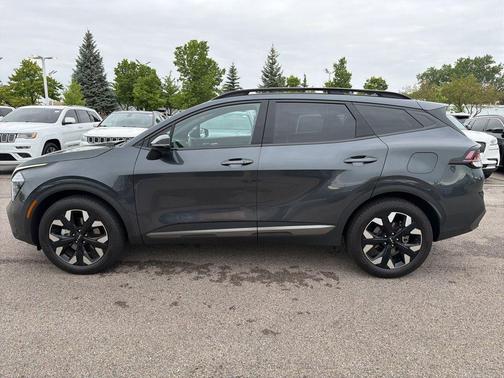 Gravity Gray 2024 Kia Sportage X-Line