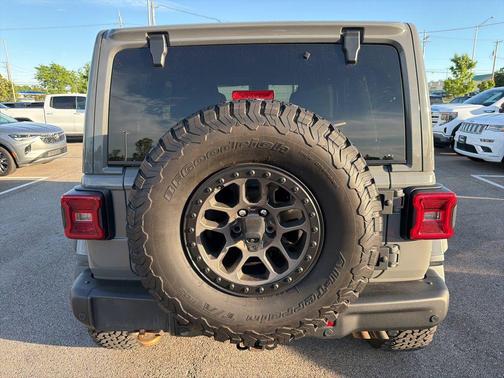 Sting-Gray Clearcoat 2023 Jeep Wrangler Rubicon 392
