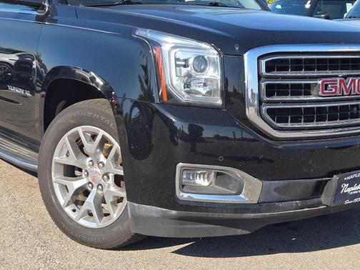 2017 GMC Yukon XL SLE