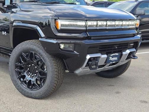 2025 GMC HUMMER EV SUV 2X