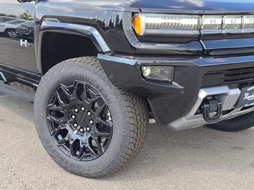 2025 GMC HUMMER EV SUV 2X