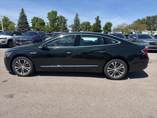 Dark Forest Green Metallic 2017 Buick LaCrosse Essence