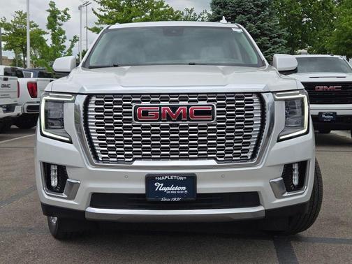 White Frost Tricoat 2023 GMC Yukon XL Denali