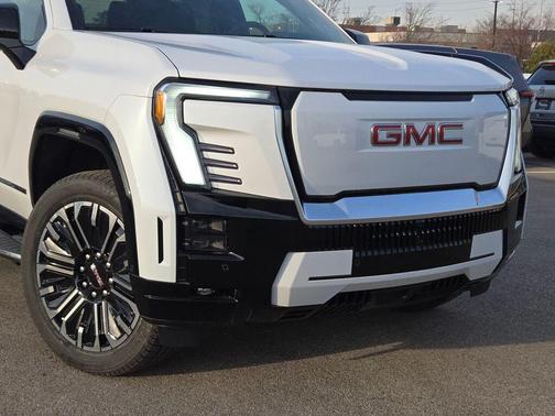 Glacier White Tricoat 2026 GMC Sierra EV Extended Range Denali