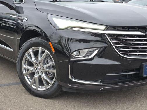 2023 Buick Enclave Essence AWD