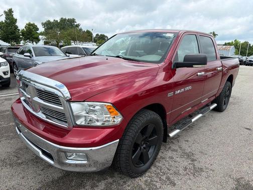 Deep Cherry Red Crystal Pearlcoat 2012 RAM 1500 SLT