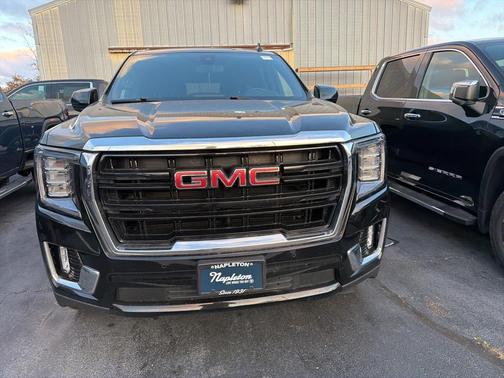 2022 GMC Yukon XL SLE