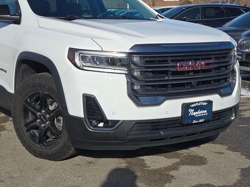2023 GMC Acadia AWD AT4