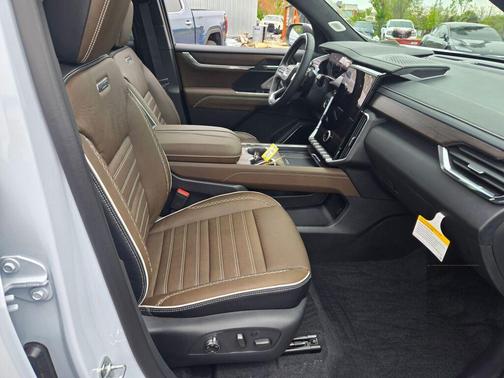 Glacier White Tricoat 2026 GMC Acadia Denali
