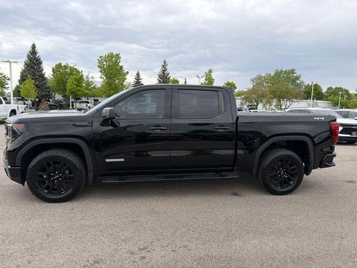 Onyx Black 2022 GMC Sierra 1500 Elevation