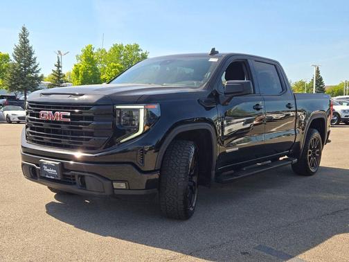 Onyx Black 2022 GMC Sierra 1500 Elevation