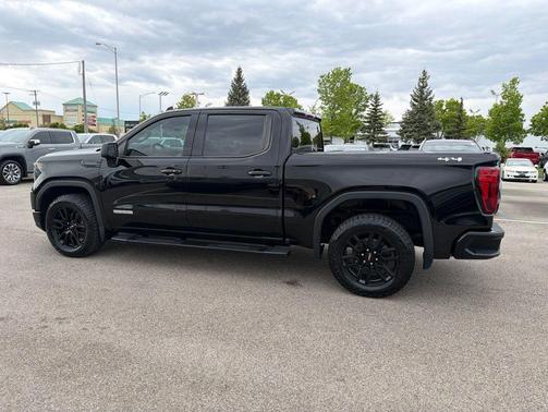 Onyx Black 2022 GMC Sierra 1500 Elevation