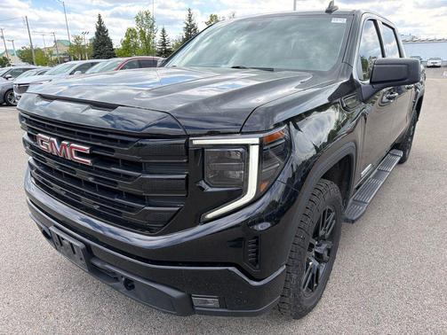 Onyx Black 2022 GMC Sierra 1500 Elevation