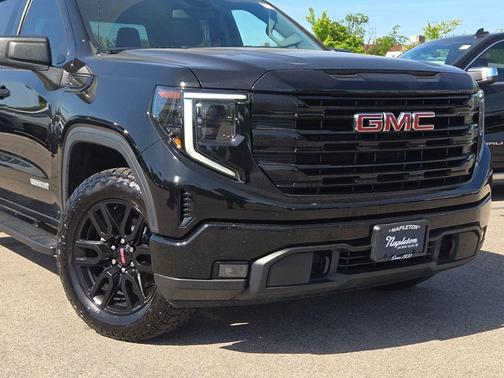 Onyx Black 2022 GMC Sierra 1500 Elevation